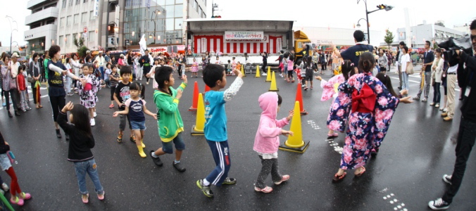 ちびっこ踊りパレード2013